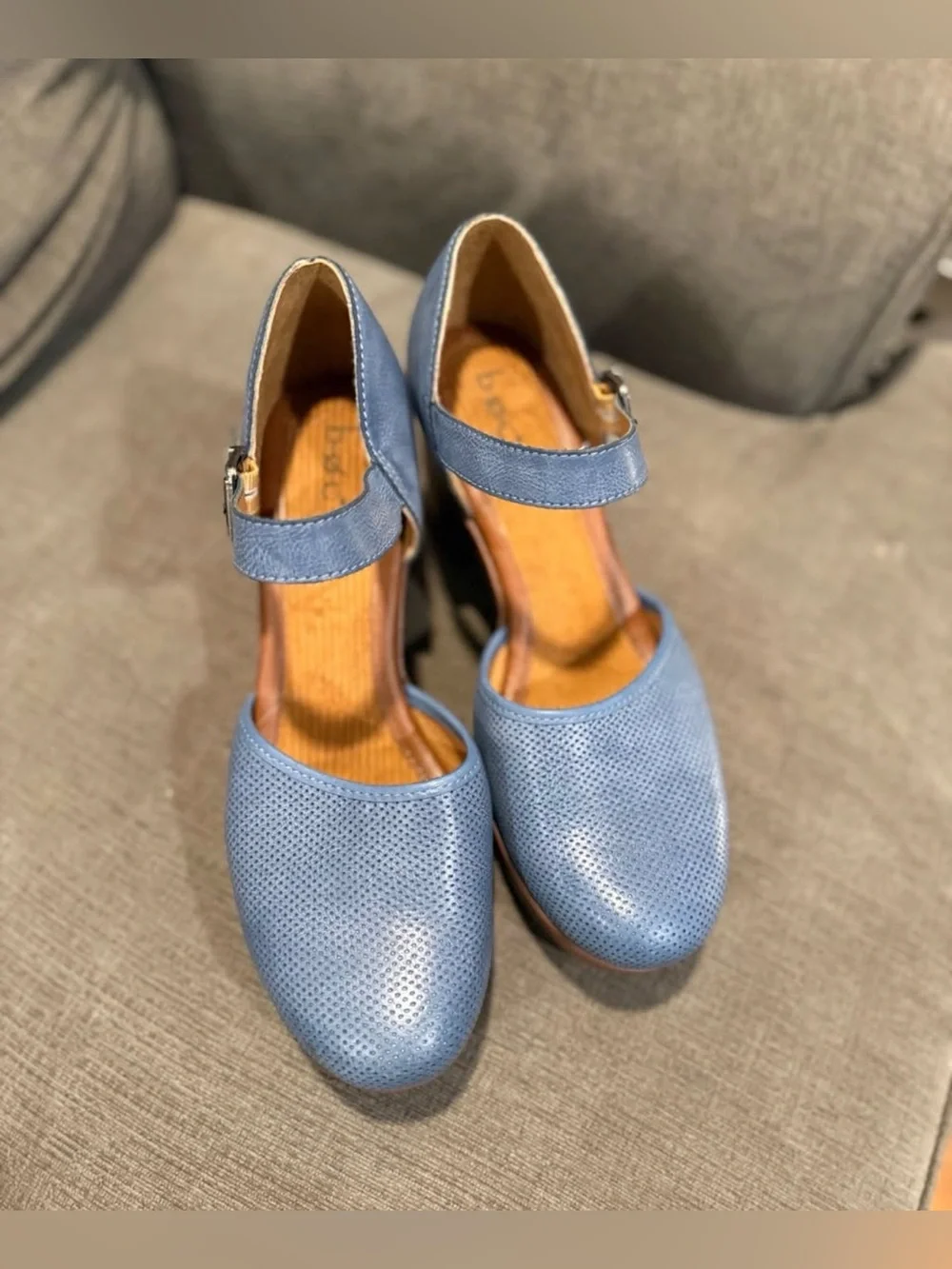 Born Blue Leather Mary Jane Platform Clogs Heels Size 10 NWOT Never Worn